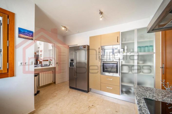 Image No.26-4 Bed Villa for sale