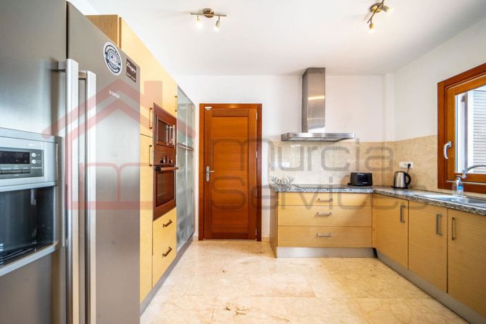 Image No.26-4 Bed Villa for sale