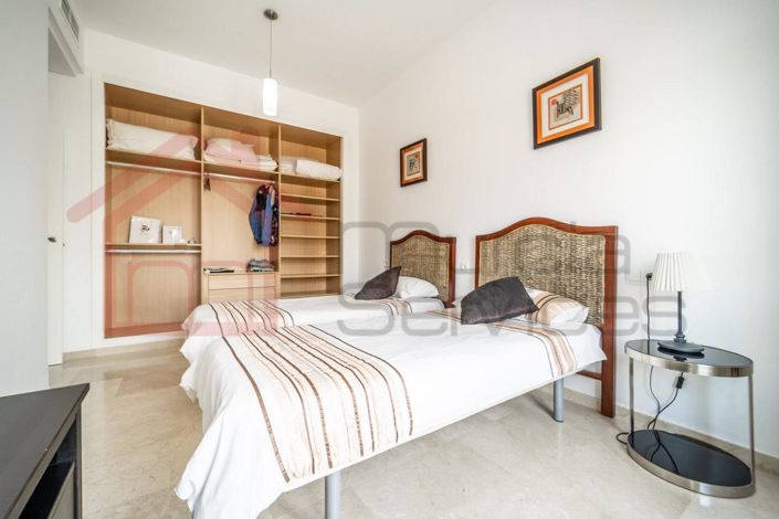 Image No.37-4 Bed Villa for sale