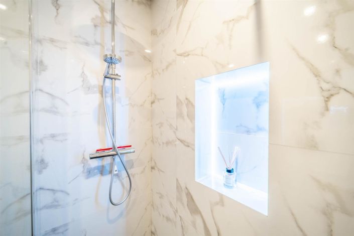 Image No.12-3 Bed Apartment for sale