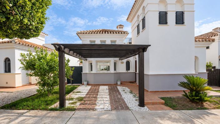 Image No.19-3 Bed Villa for sale
