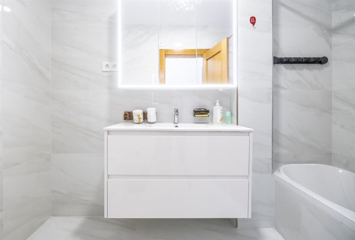 Image No.10-2 Bed Villa for sale