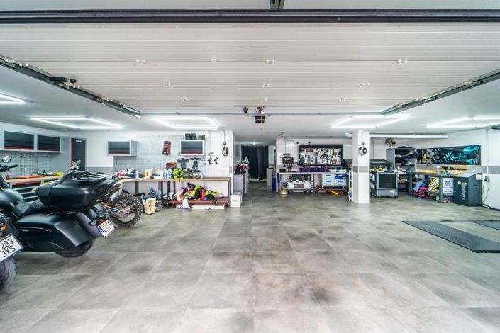 Image No.11-4 Bed Villa for sale