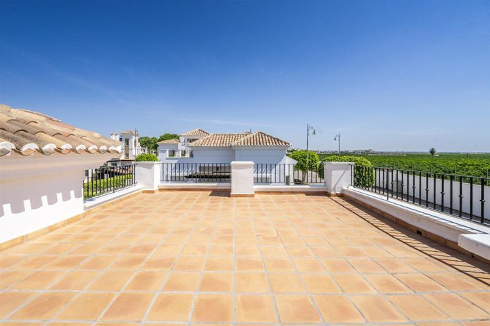 Image No.27-2 Bed Villa for sale