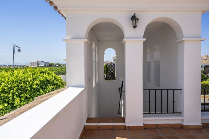 Image No.30-2 Bed Villa for sale