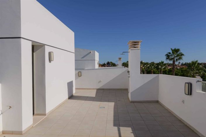 Image No.24-3 Bed Villa for sale