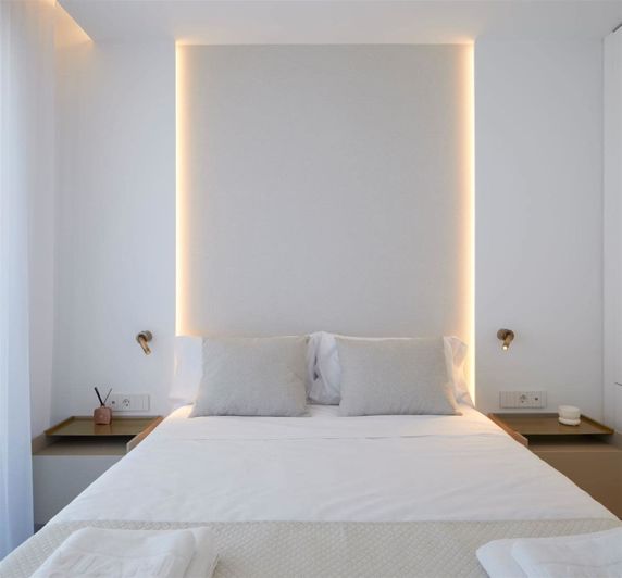 Image No.22-3 Bed Property for sale