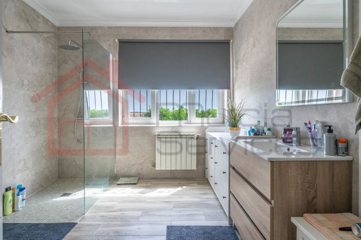 Image No.29-4 Bed Villa for sale