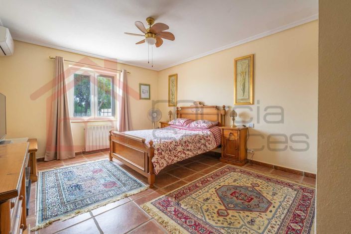 Image No.31-4 Bed Villa for sale