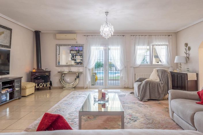 Image No.21-6 Bed Villa for sale