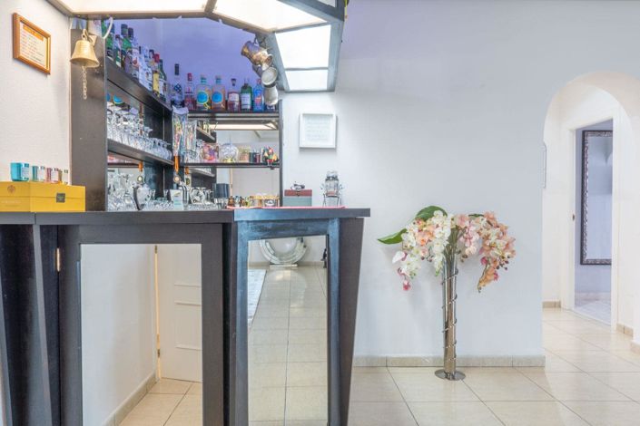 Image No.32-6 Bed Villa for sale