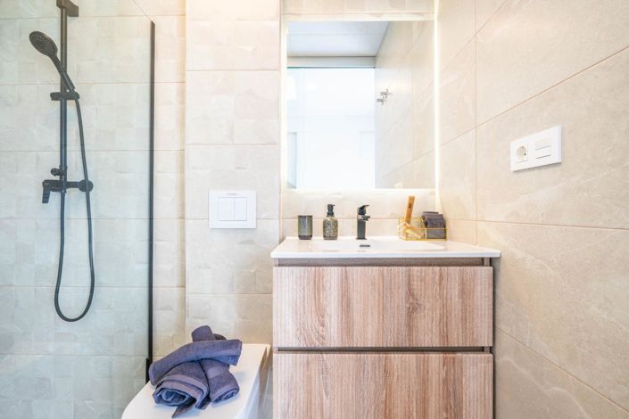 Image No.12-3 Bed Villa for sale