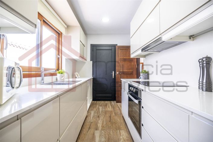 Image No.9-3 Bed Villa for sale