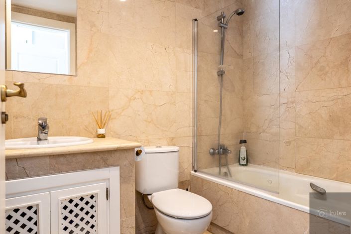 Image No.22-2 Bed Apartment for sale