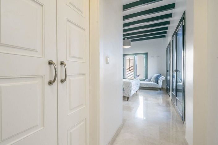 Image No.17-5 Bed Villa for sale