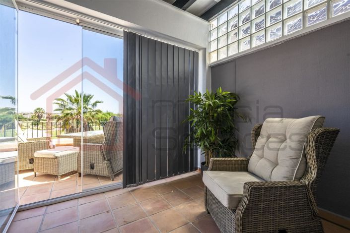 Image No.19-2 Bed Townhouse for sale