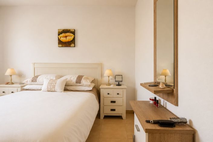 Image No.4-2 Bed Apartment for sale