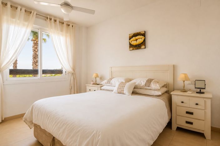 Image No.8-2 Bed Apartment for sale