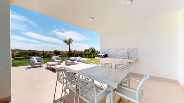 Image No.3-4 Bed Villa for sale