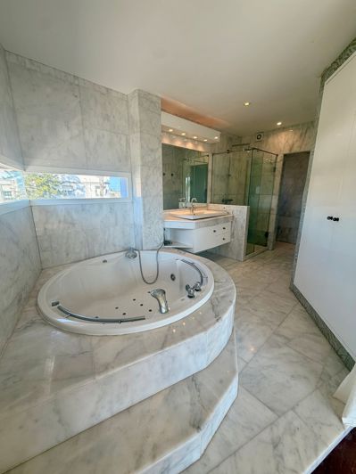 Image No.21-5 Bed Villa for sale