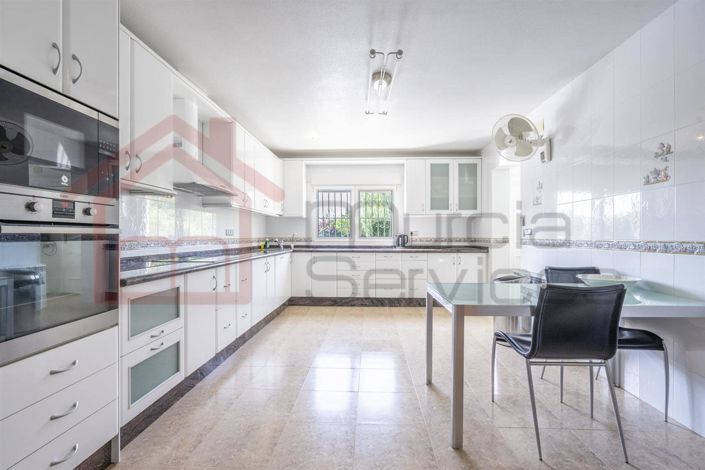 Image No.17-5 Bed Villa for sale