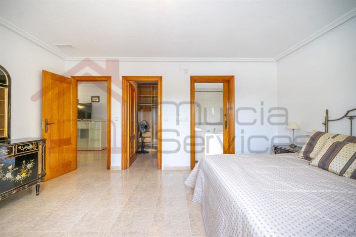 Image No.22-5 Bed Villa for sale