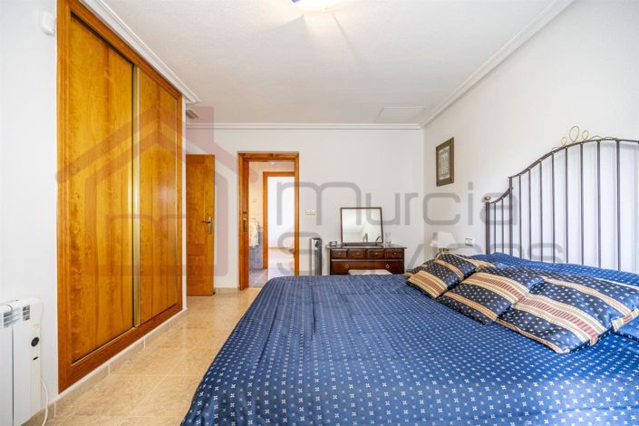 Image No.25-5 Bed Villa for sale