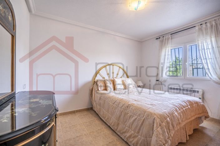 Image No.27-5 Bed Villa for sale