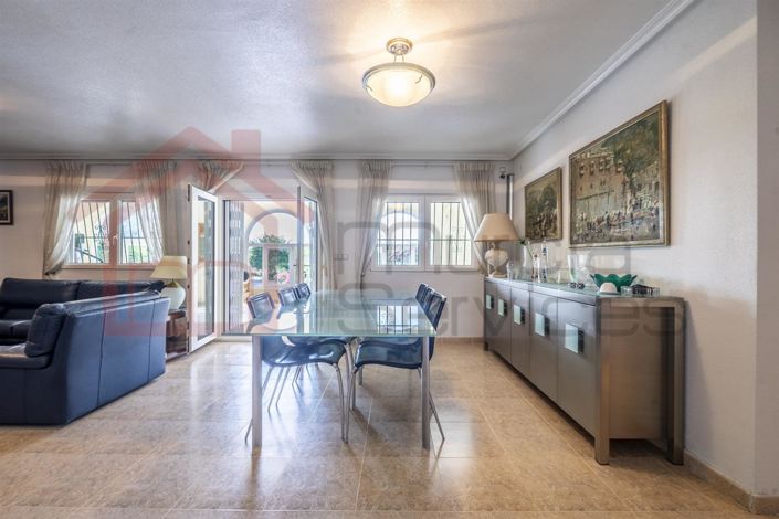 Image No.28-5 Bed Villa for sale