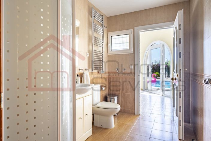 Image No.30-5 Bed Villa for sale