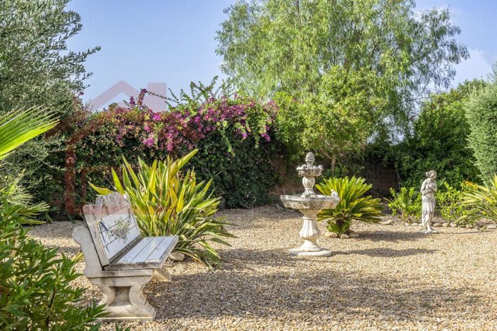 Image No.5-5 Bed Villa for sale