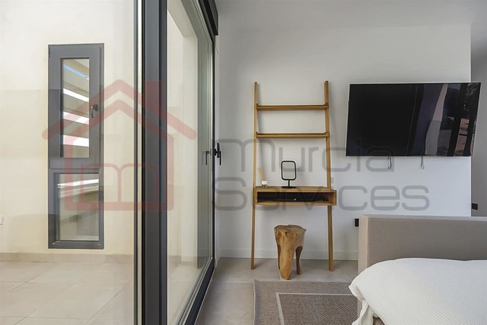 Image No.20-3 Bed Villa for sale