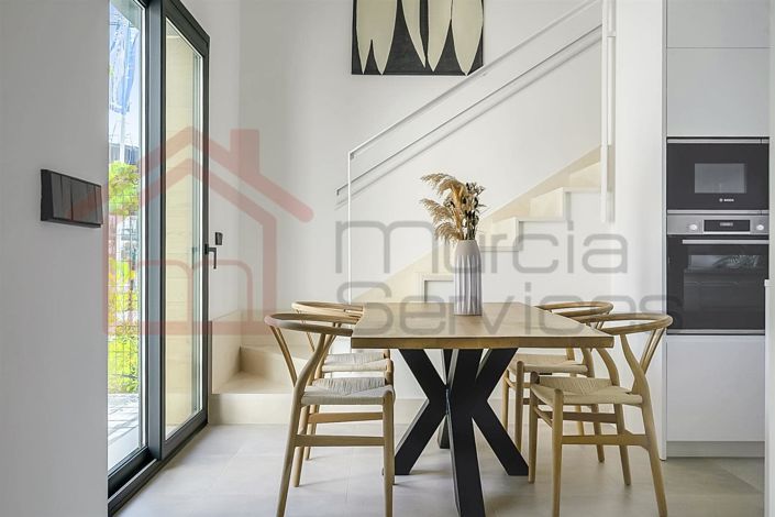 Image No.10-3 Bed Villa for sale