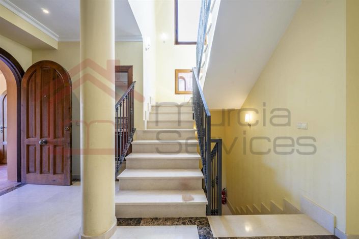 Image No.20-4 Bed Villa for sale