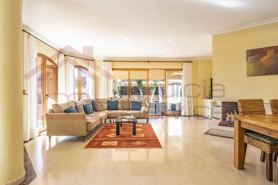 Murcia Services most sold property