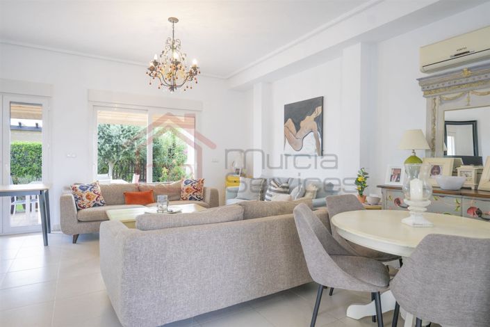 Image No.5-3 Bed Villa for sale