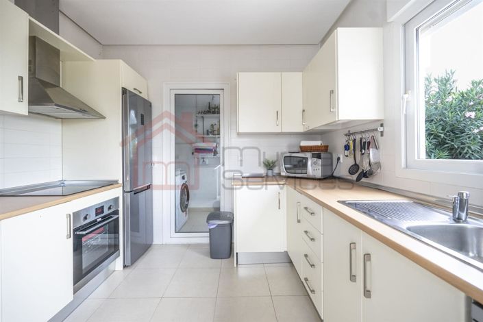 Image No.7-3 Bed Villa for sale