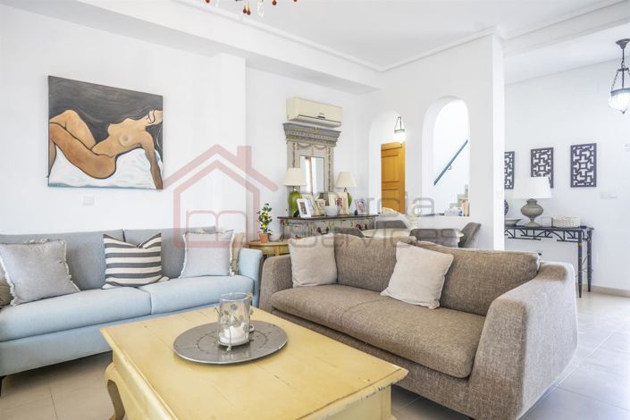 Image No.7-3 Bed Villa for sale