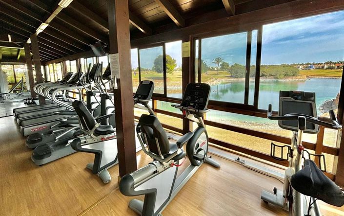 Image No.15-3 Bed Property for sale