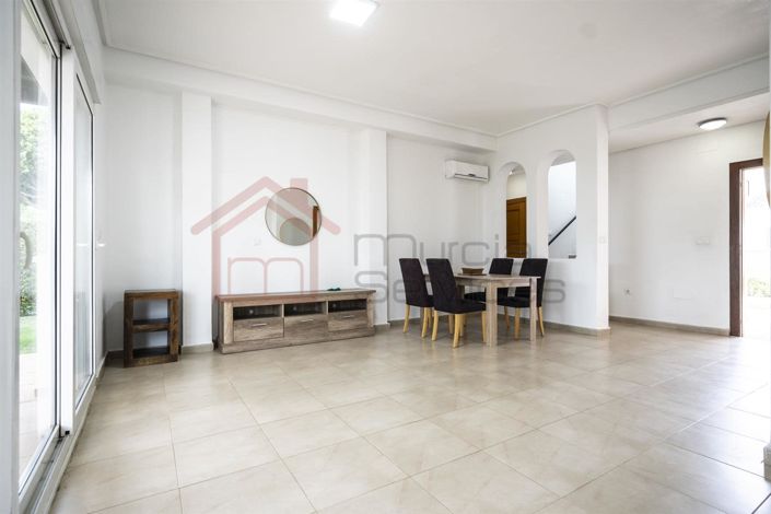 Image No.3-3 Bed Villa for sale