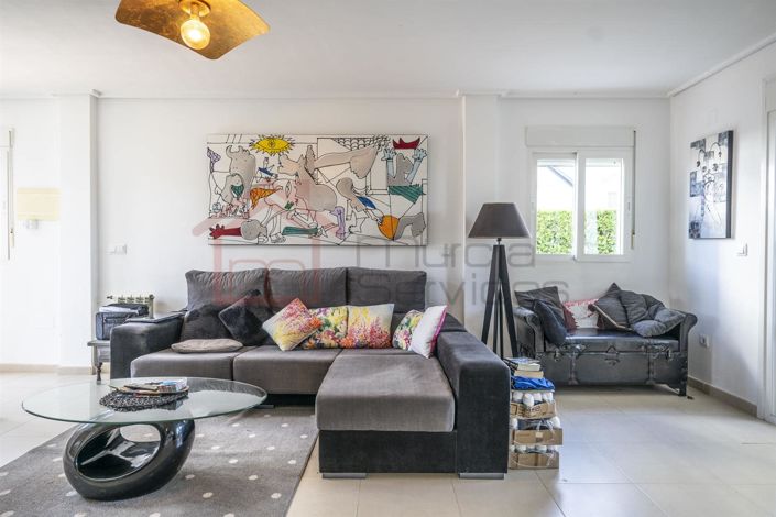 Image No.16-2 Bed Townhouse for sale