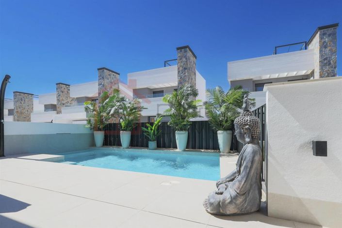 Image No.30-4 Bed Villa for sale