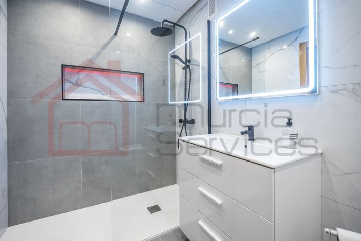 Image No.8-2 Bed Apartment for sale