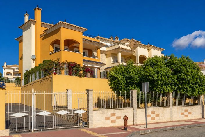Image No.17-2 Bed Apartment for sale