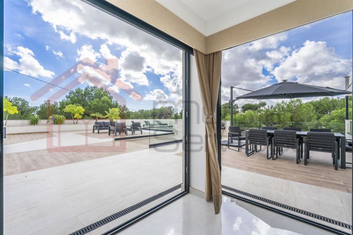 Image No.23-5 Bed Villa for sale