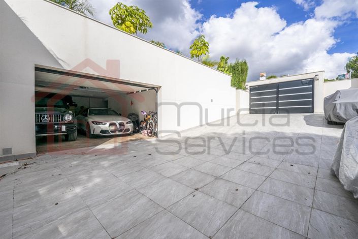 Image No.43-5 Bed Villa for sale