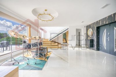 ohdcasvzduij9cqlo2dmyw