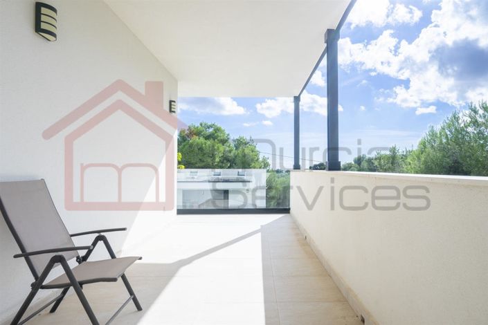 Image No.51-5 Bed Villa for sale