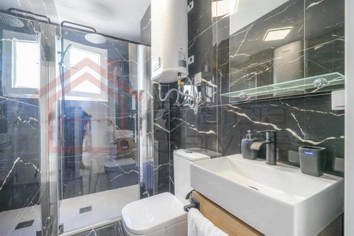 Image No.7-3 Bed Apartment for sale