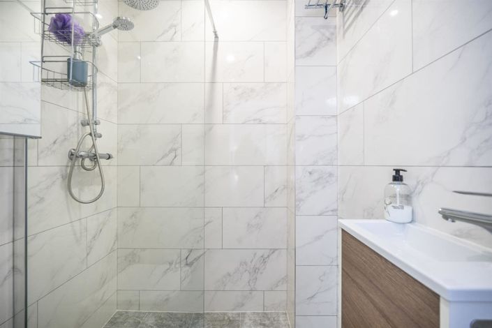 Image No.12-3 Bed Townhouse for sale